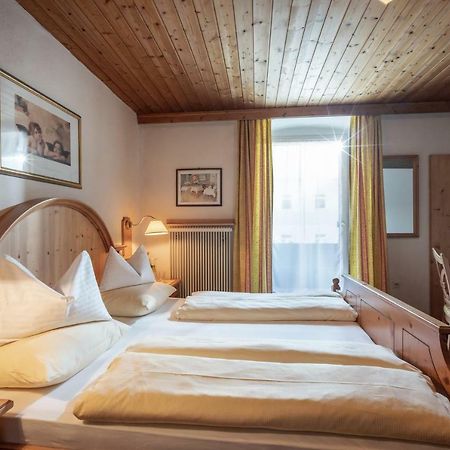 Hotel Garni Tirolerhof Хопфгартен им Бриксентал Екстериор снимка