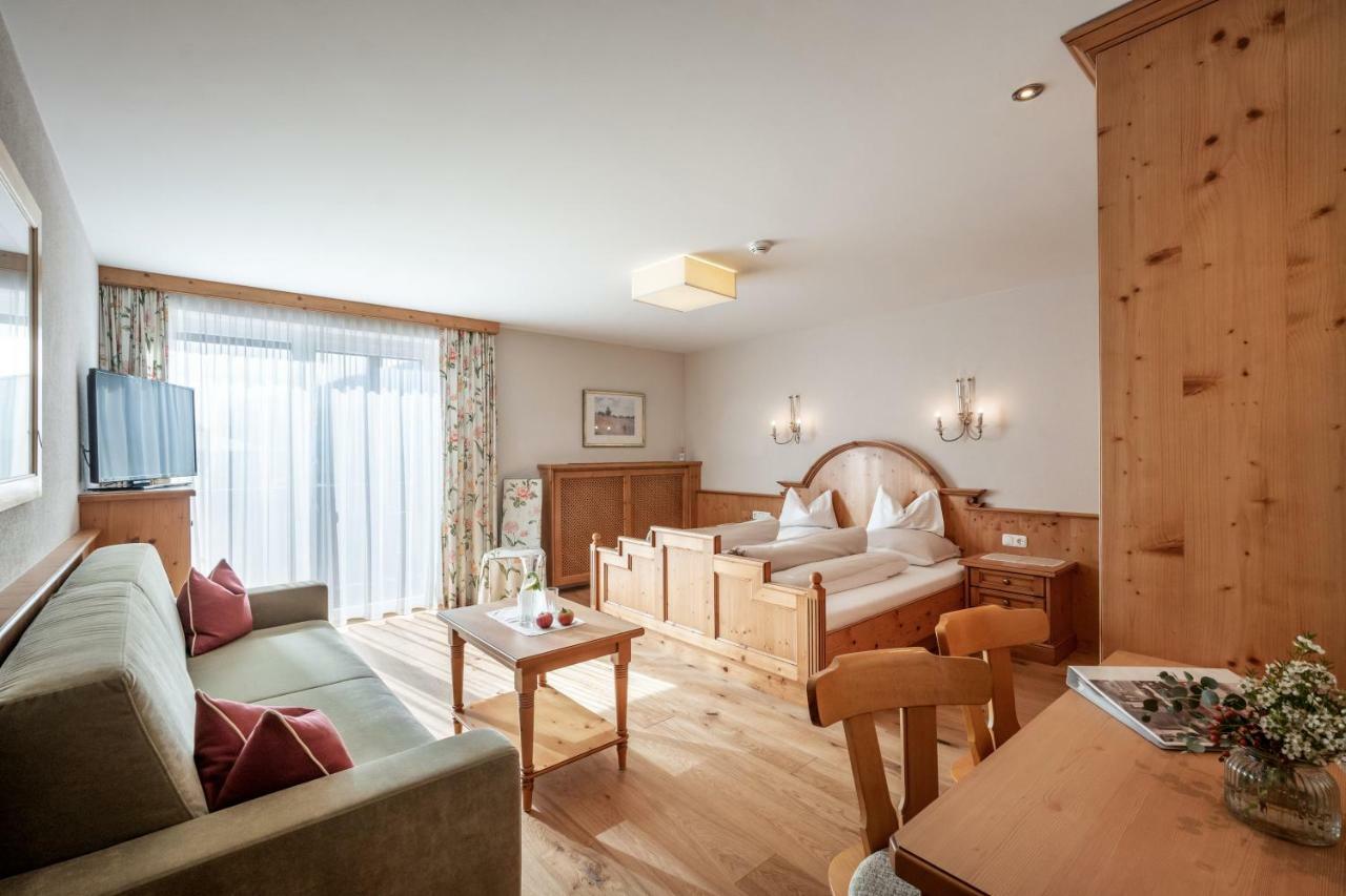 Hotel Garni Tirolerhof Хопфгартен им Бриксентал Екстериор снимка